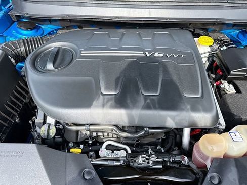 Used 2022 Jeep Cherokee Latitude Lux FWD image 27