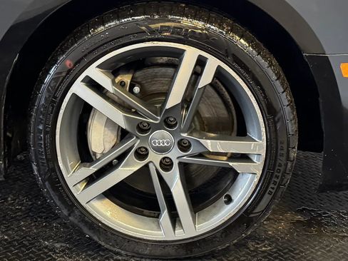 Used 2018 Audi A4 2.0T Premium Plus image 11