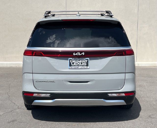 Used 2022 Kia Carnival SX Prestige FWD image 8