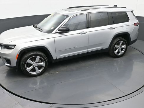 Used 2022 Jeep Grand Cherokee L Limited image 44