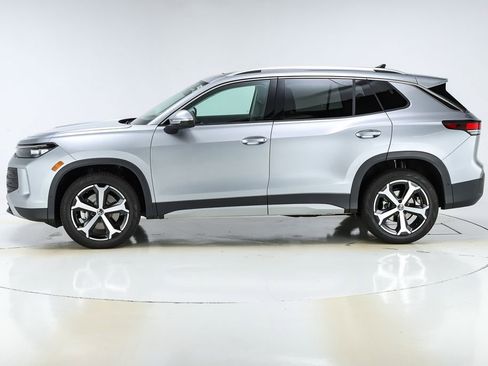 New 2026 Volkswagen Tiguan SE image 2