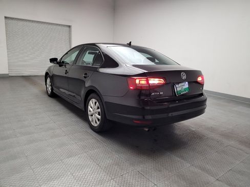Used 2015 Volkswagen Jetta SE FWD image 5