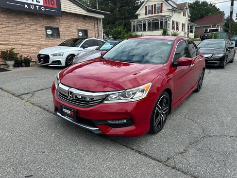 Used 2016 Honda Accord Sport image 2