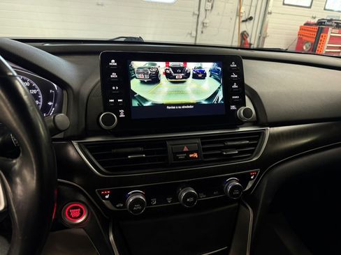 Used 2021 Honda Accord EX-L image 18