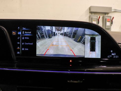 Used 2023 Cadillac Escalade V image 31