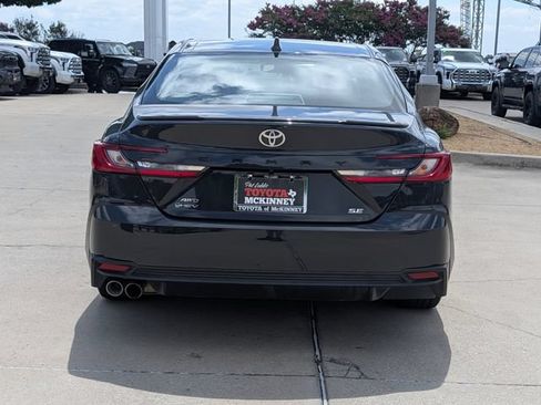 Used 2025 Toyota Camry SE w/ Convenience Package AWD/4WD image 7