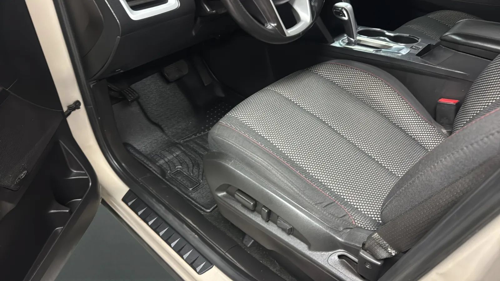 Used 2012 GMC Terrain SLE w/ Convenience Package FWD image 25
