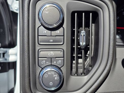 Used 2025 GMC Sierra 2500 Pro image 23