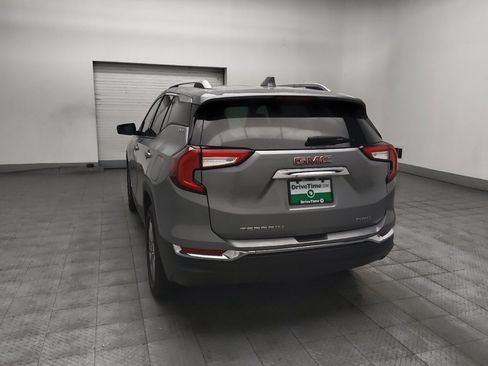 Used 2024 GMC Terrain SLT AWD/4WD image 6