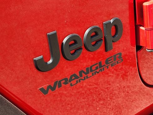 Used 2022 Jeep Wrangler Unlimited Sport AWD/4WD image 12
