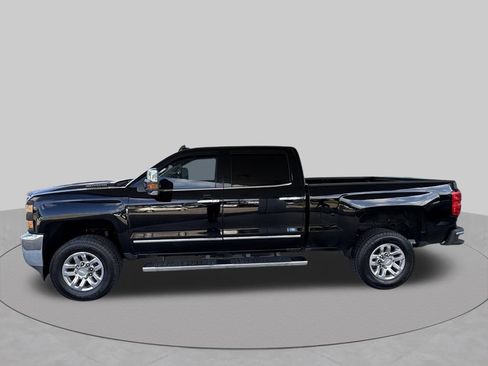 Used 2018 Chevrolet Silverado 2500 LTZ w/ Duramax Plus Package AWD/4WD image 6