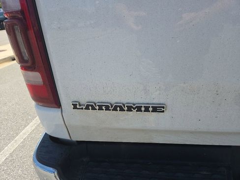 Used 2020 RAM 1500 Laramie AWD/4WD image 6