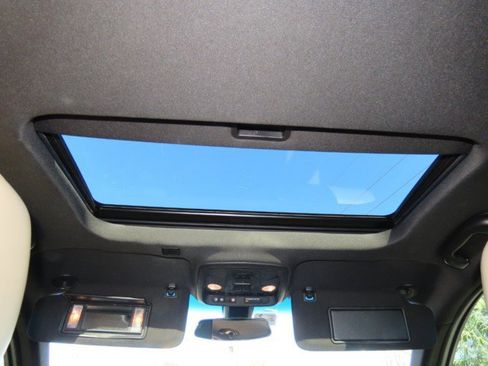 Used 2017 Cadillac ATS Luxury image 19