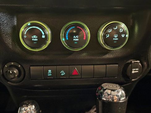 Used 2016 Jeep Wrangler Unlimited Sport w/ Quick Order Package 24S AWD/4WD image 29
