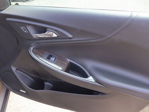 Used 2024 Chevrolet Malibu LT image 13