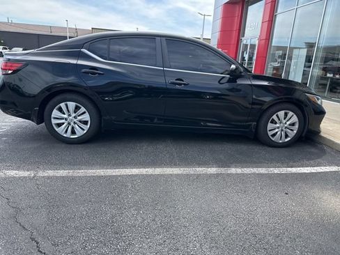 Used 2020 Nissan Sentra S FWD image 7