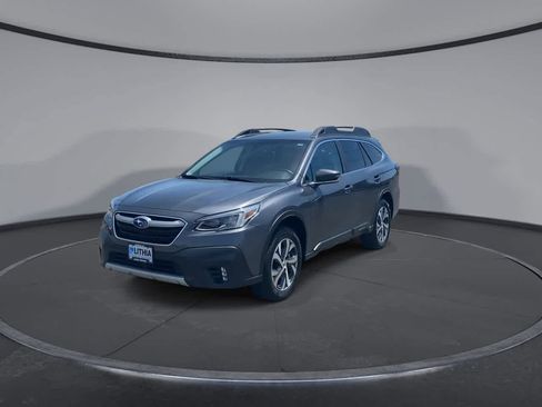 Used 2022 Subaru Outback Limited AWD/4WD image 5