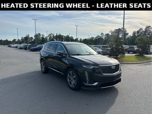 Used 2020 Cadillac XT6 Premium Luxury FWD image 8