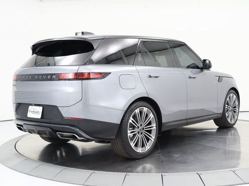 Used 2023 Land Rover Range Rover Sport SE image 5