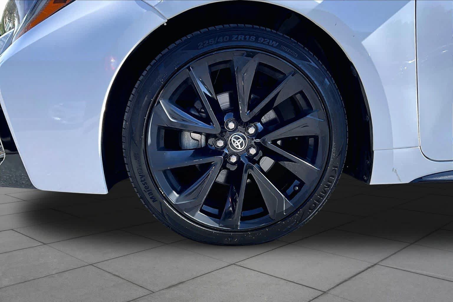 Used 2022 Toyota Corolla SE FWD image 11