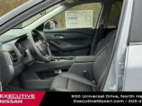 New 2026 Nissan Rogue Rock Creek image 9