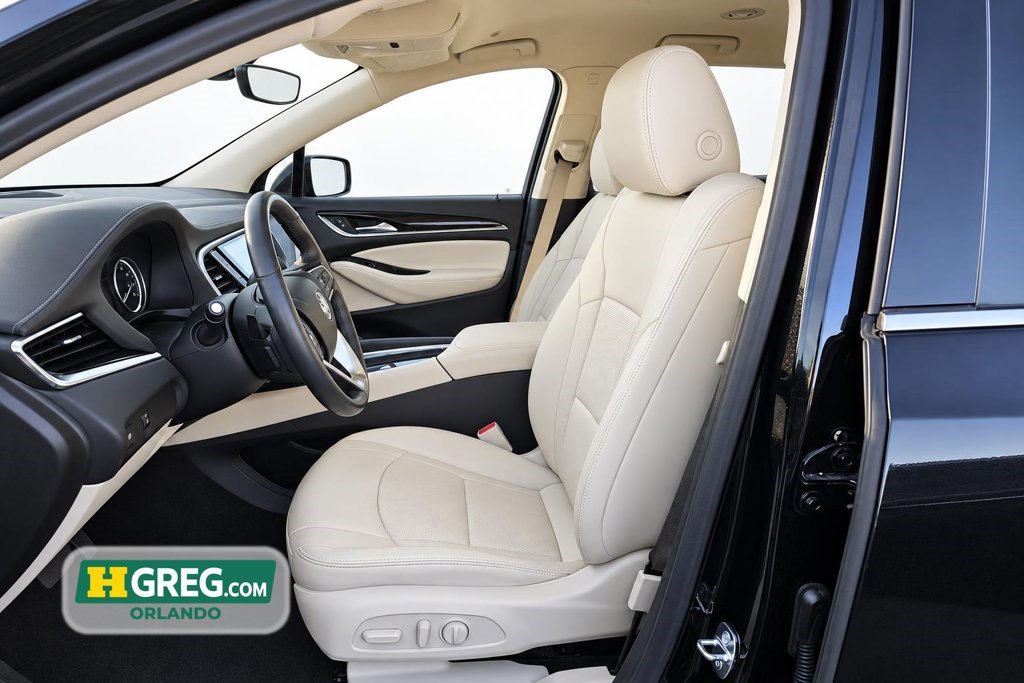Used 2024 Buick Enclave Essence w/ Technology Package FWD image 10