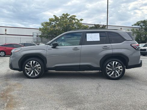 Used 2026 Subaru Forester Touring AWD/4WD image 3