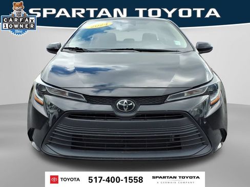 Used 2024 Toyota Corolla LE FWD image 2