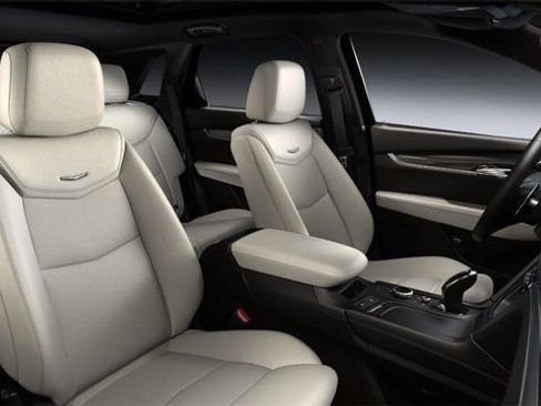 New 2025 Cadillac XT5 Sportv image 33