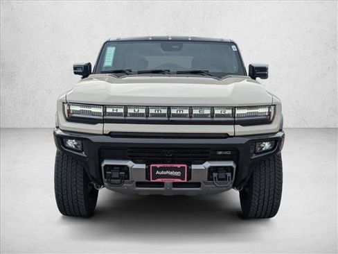 New 2026 GMC Hummer EV SUV image 2