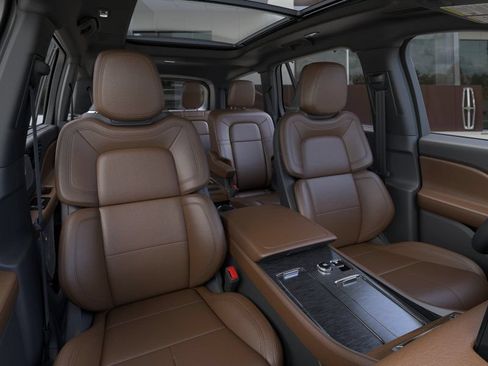 New 2026 Lincoln Aviator Reserve w/ Luxury Package RWD image 10