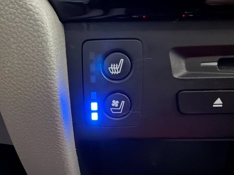 Used 2019 Honda Pilot Elite image 30