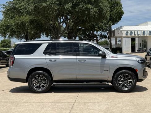 Used 2023 Chevrolet Tahoe Z71 w/ Luxury Package AWD/4WD image 4