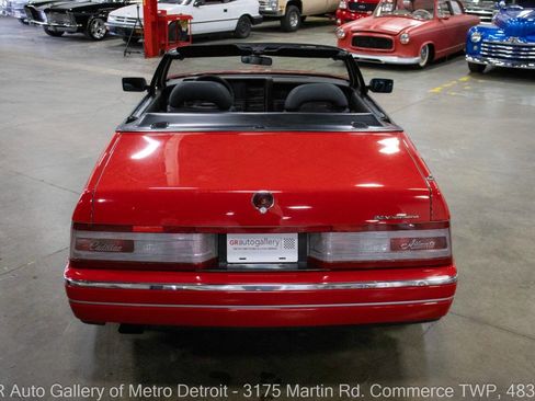 Used 1990 Cadillac Allante image 6