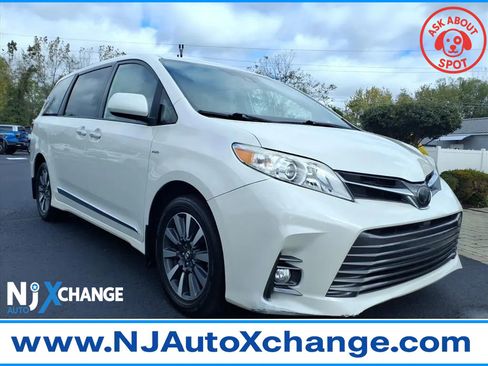 Used 2019 Toyota Sienna XLE Premium image 1