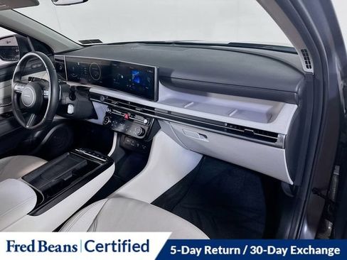 Certified 2025 Hyundai Tucson Limited AWD/4WD image 14