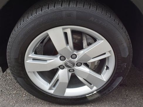 Used 2019 Audi Q5 2.0T Premium Plus w/ Premium Plus Package image 52