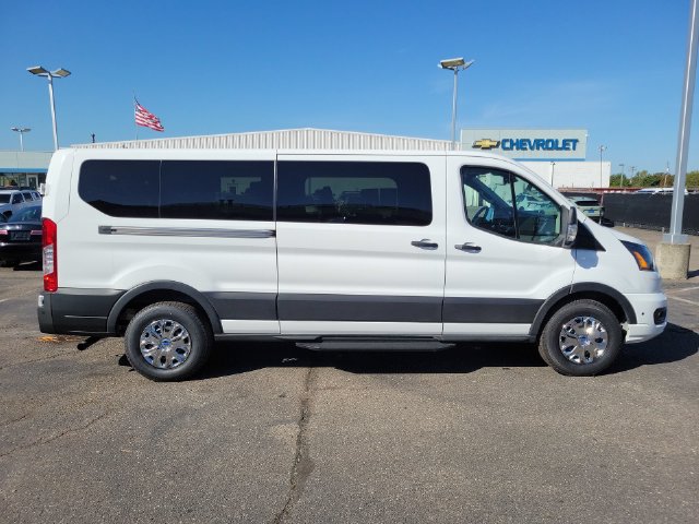 Used 2025 Ford Transit 350 XLT RWD image 9