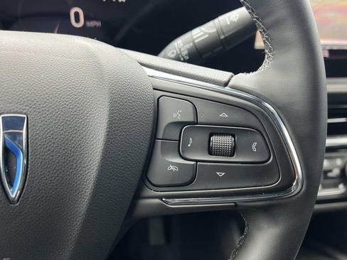 Used 2025 Buick Envista Sport Touring w/ Convenience I Package image 27