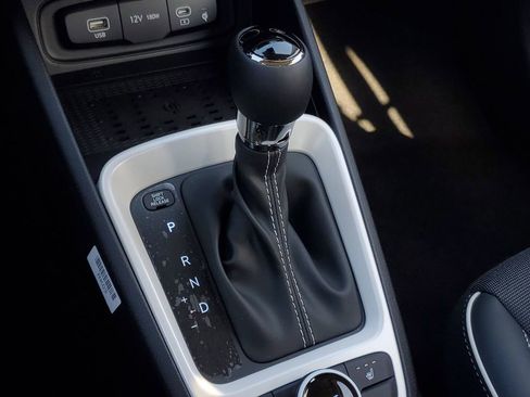 New 2026 Hyundai Venue SEL image 24