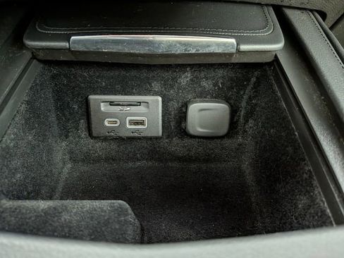 Certified 2023 Cadillac XT4 Sport AWD/4WD image 10