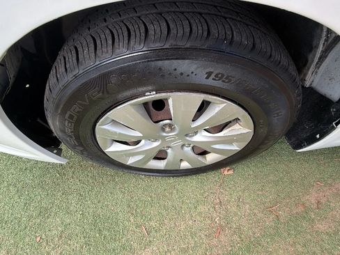 Used 2012 Honda Civic LX image 27