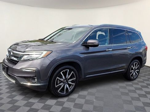 Used 2020 Honda Pilot Touring image 4