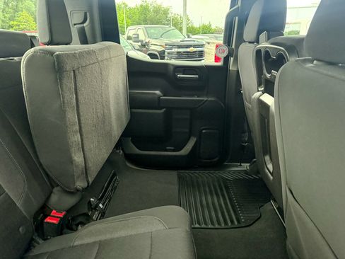 Used 2022 Chevrolet Silverado 1500 Custom w/ LPO, Dark Essentials Package AWD/4WD image 8