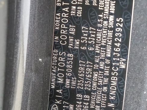 Used 2018 Kia Sedona LX w/ LX Essentials Premium Package image 24