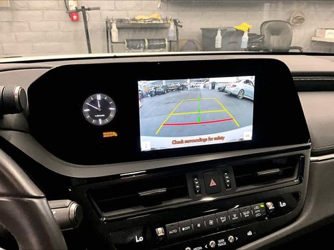Used 2024 Lexus ES 350 w/ Accessory Package (Z2) FWD image 26
