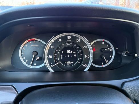 Used 2017 Honda Accord EX image 21