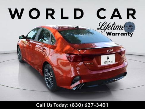 Used 2023 Kia Forte GT-Line w/ GT-Line Premium Package FWD image 5