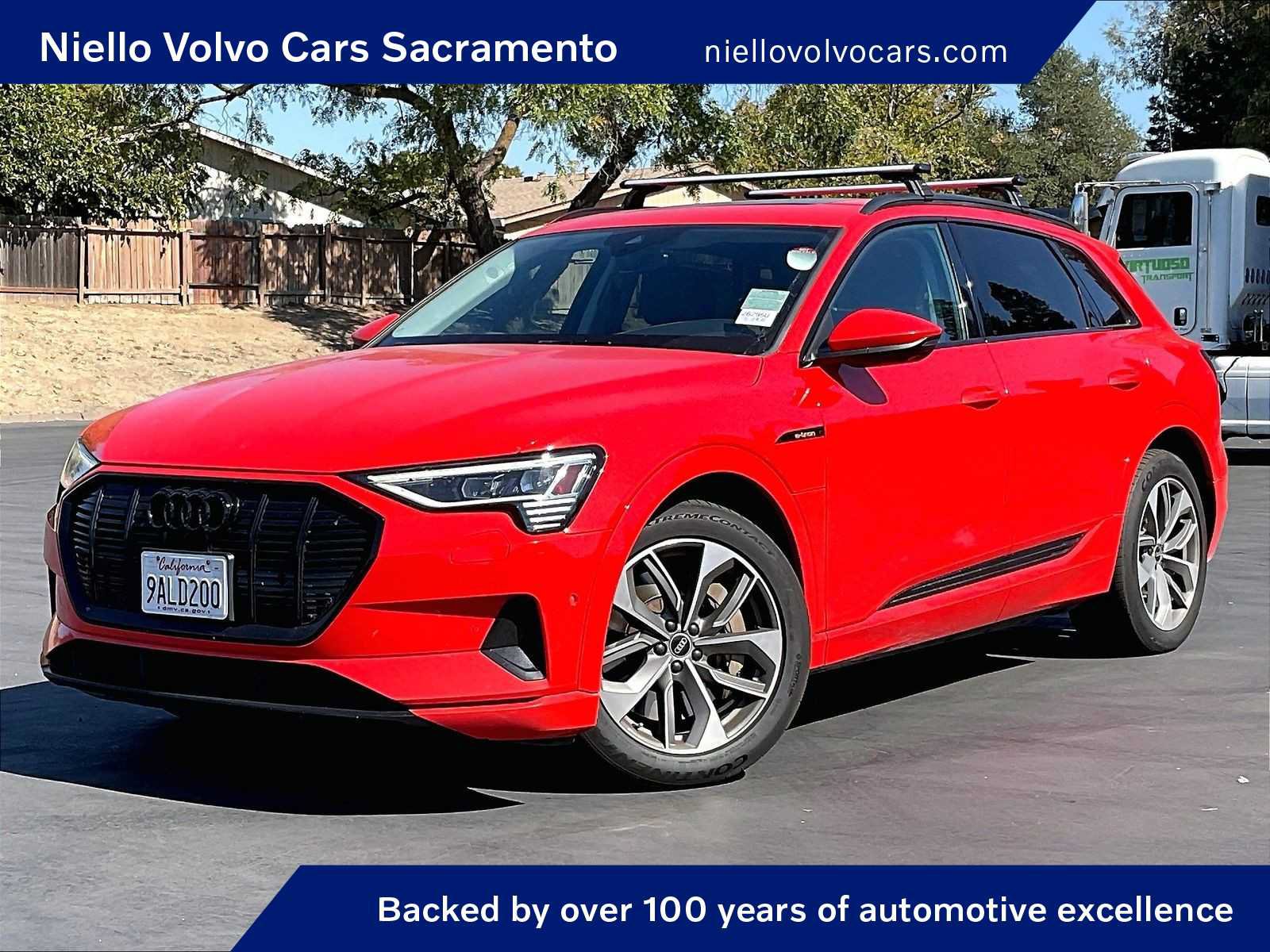 Used 2021 Audi e-tron Premium Plus w/ Premium Plus Package AWD/4WD image 1
