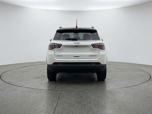 Used 2025 Jeep Compass Limited AWD/4WD image 6